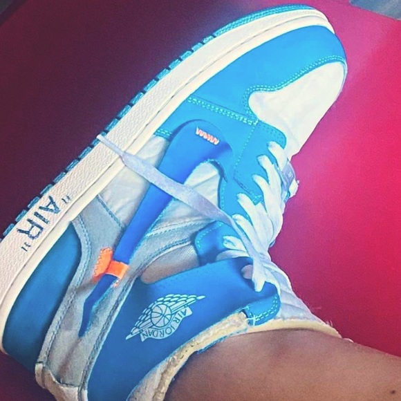 Jordan 1 Carolina blue off whites - Picture 2 of 2